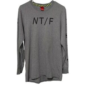 Nike Track & Field Long Sleeve Tee Men's Medium Gray Camo Pocket 694140-091 NT/F